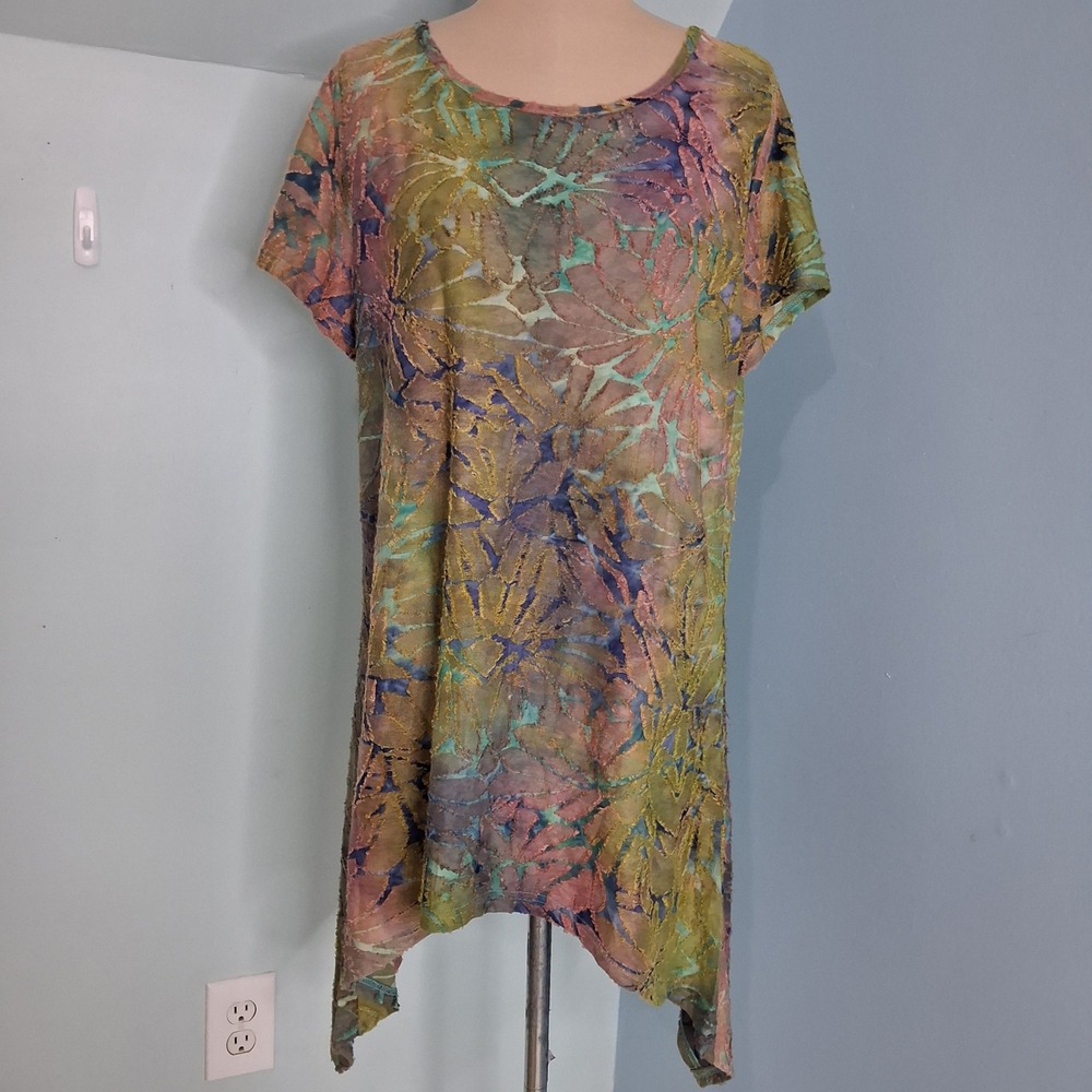 Adore Multi Color Burnout Floral Tunic Top sz M Handkerchief Sharkbite Hem Boho